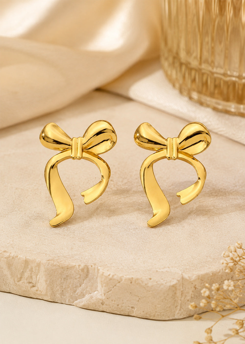 Chic Bow-Shaped Golden Earrings