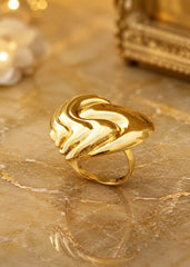 Golden Sculptural Wave Dome Ring for Women