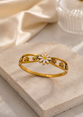 Golden Daisy Floral Bracelet for Women